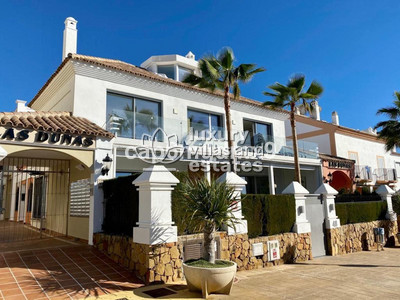 Semi-detached house for holiday rental in Bahía de Marbella