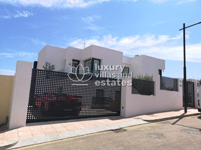 Villa for holiday rental in Estepona
